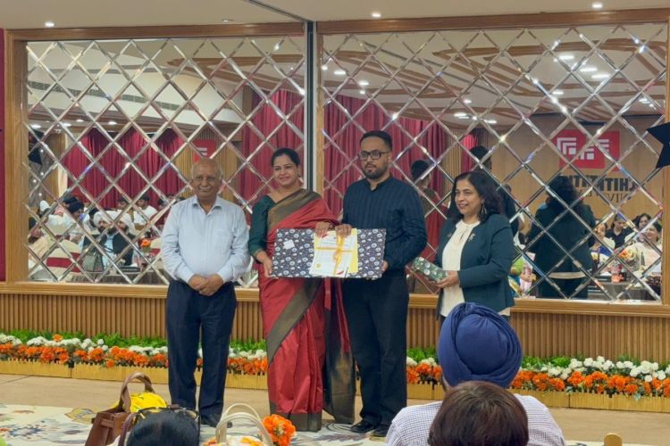 Awards_&_Recognition_img